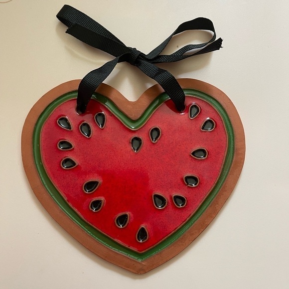 1989 Cindy Wallace Heart Shaped Watermelon. - Picture 1 of 6